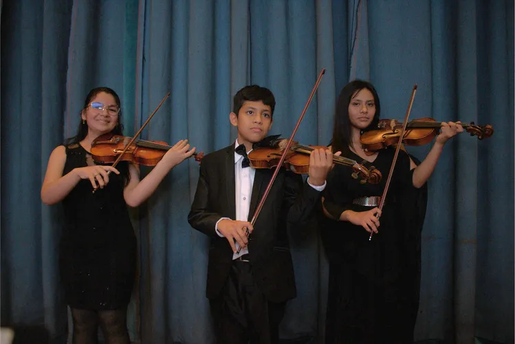 Recital UNI Noviembre 2025